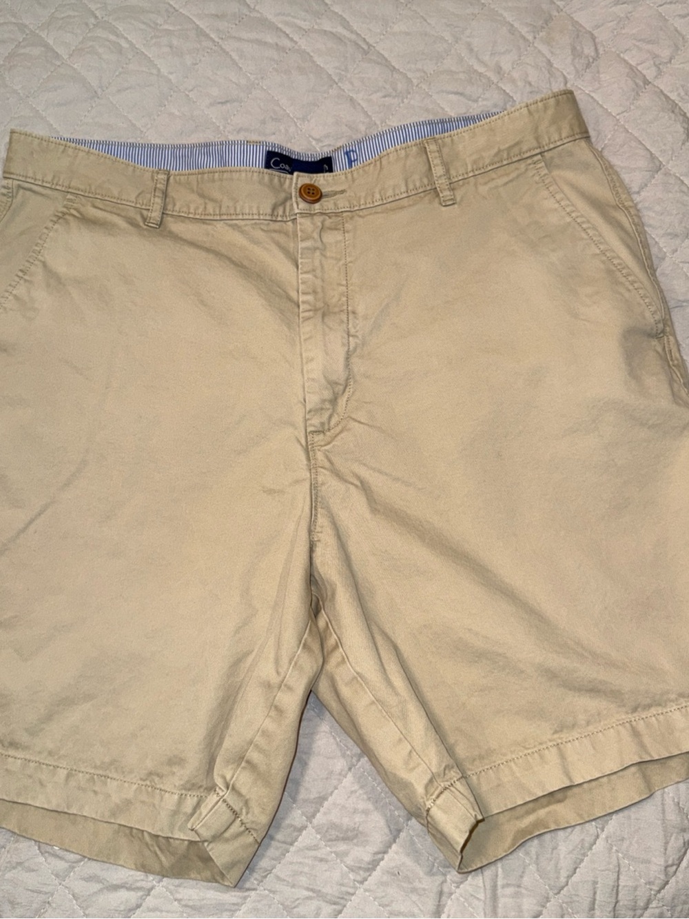 Classic Men's Flat-Front Shorts in Khaki Coastal Cotton